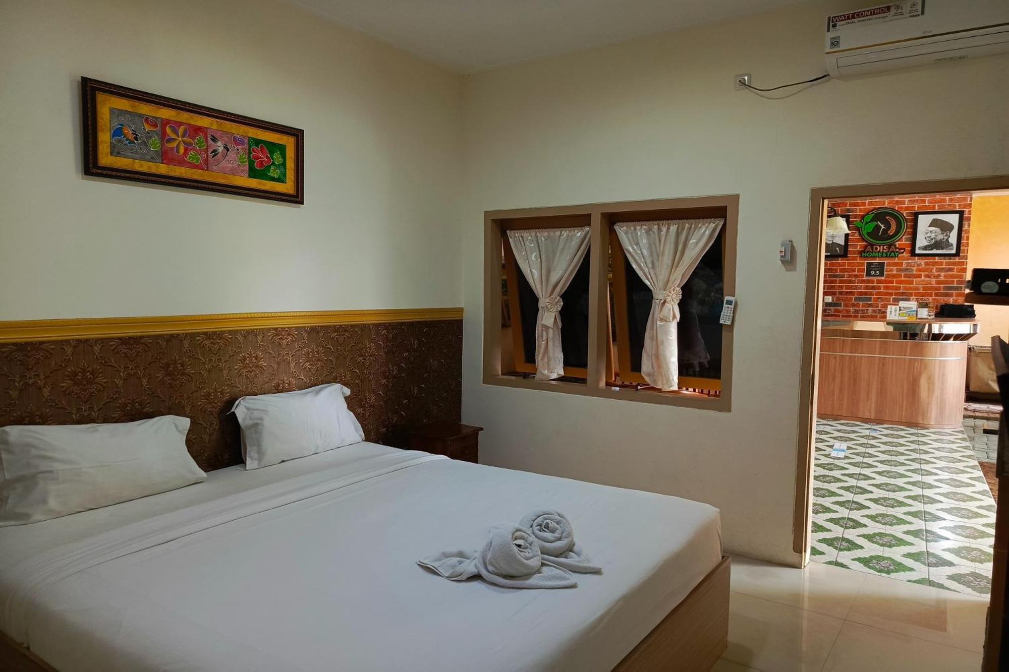 Adisa Homestay Malang Zewnętrze zdjęcie