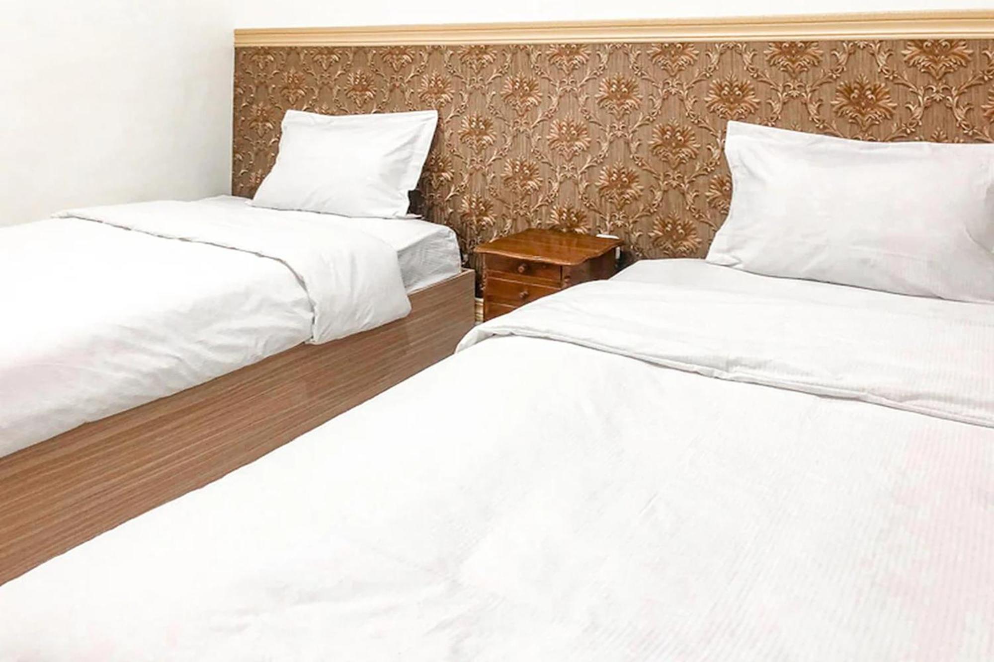 Adisa Homestay Malang Zewnętrze zdjęcie
