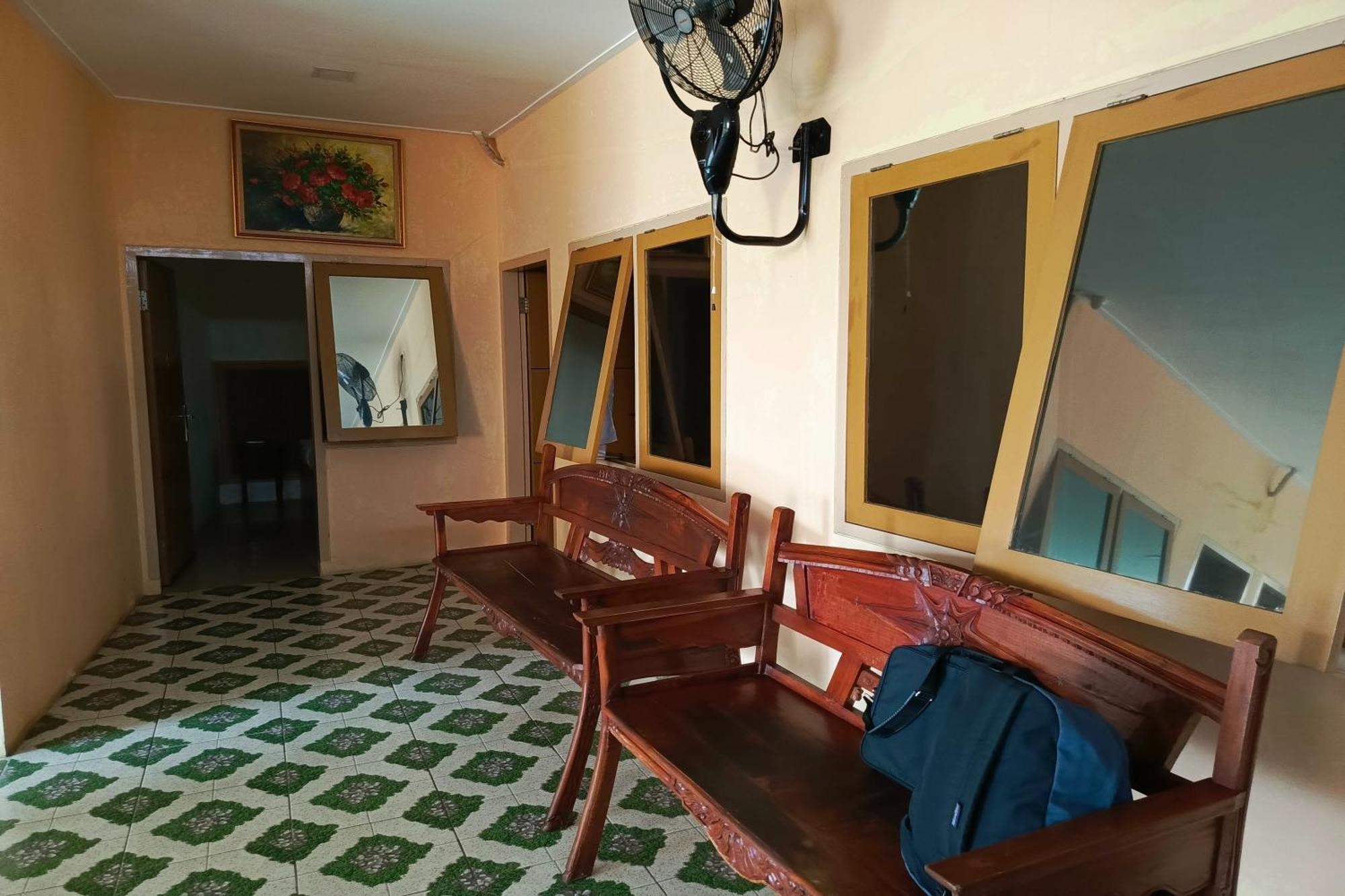 Adisa Homestay Malang Zewnętrze zdjęcie